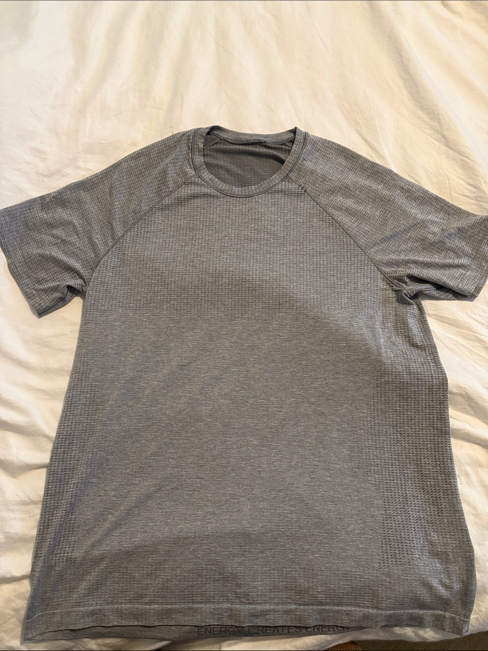 Lululemon Metal Tech Vent Men’s XL Gray Shirt